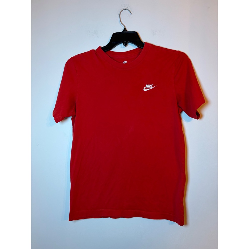 Nike T-Shirt Mens Small Red Short Sleeve Futura Logo Crew Neck Sportswear Top